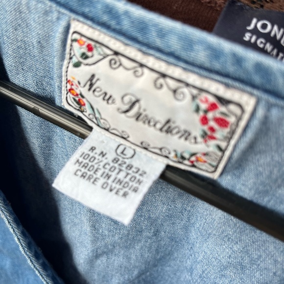 Vintage 90s denim vest with embroidery - Picture 4 of 4